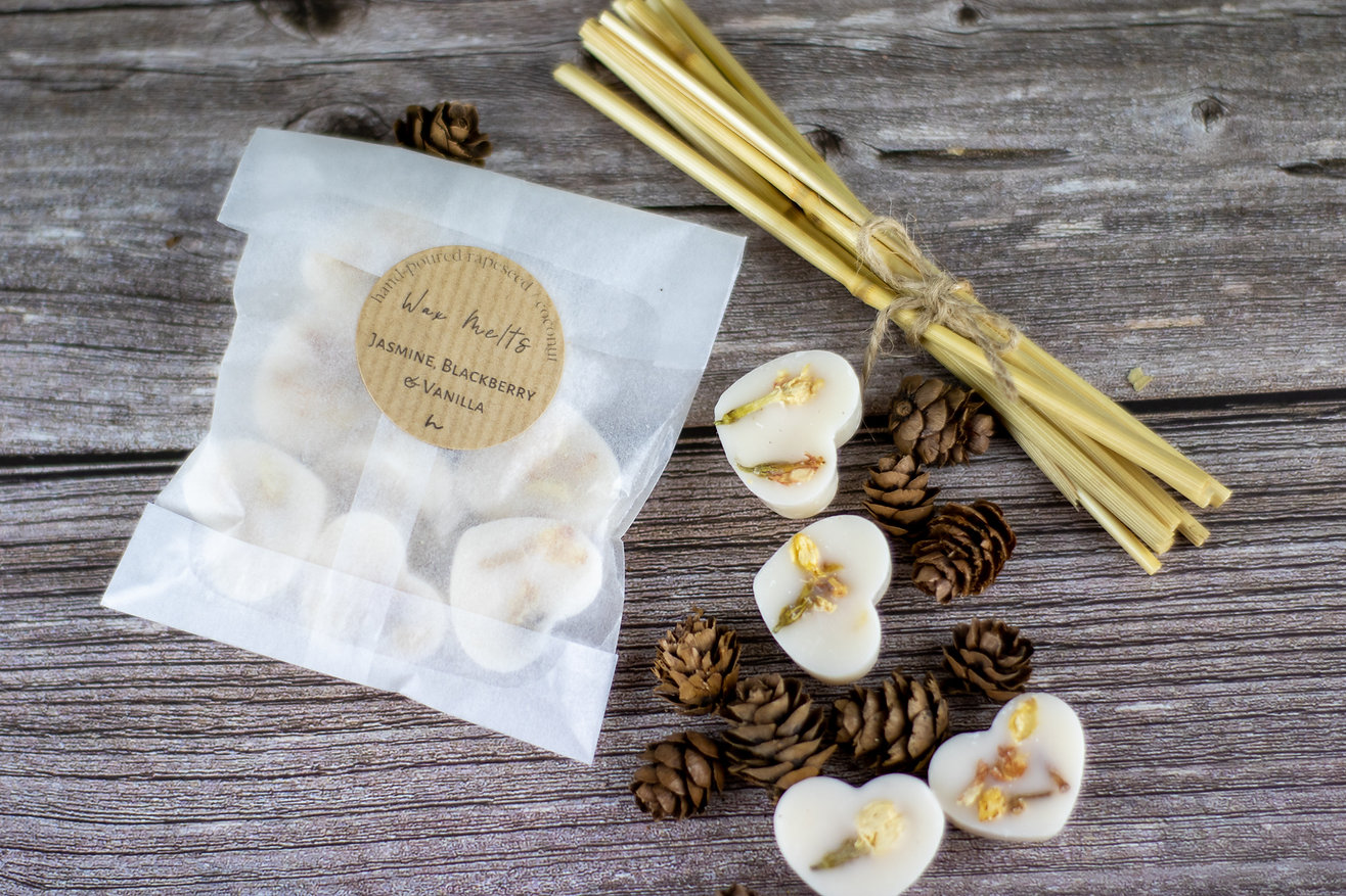 Jasmine & Blackberry – Coconut & Rapeseed Wax Melts (8 pc)